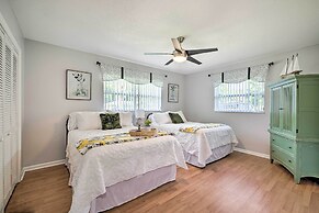 Crystal River Getaway w/ Hot Tub & Game Room!