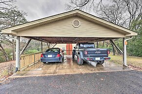 Tranquil Retreat w/ Dock on Lake Hamilton!