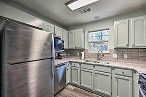 Tranquil Retreat w/ Dock on Lake Hamilton!