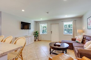 2 Mi to Swim & Shop: Updated North Palm Beach Home