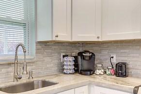 2 Mi to Swim & Shop: Updated North Palm Beach Home