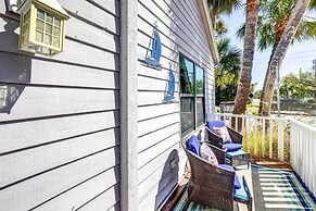 Indian Rocks Beach Cottage, Walk to Beach!