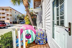 Indian Rocks Beach Cottage, Walk to Beach!