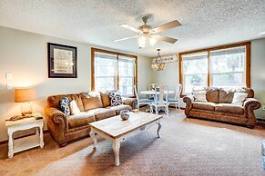 Indian Rocks Beach Cottage, Walk to Beach!