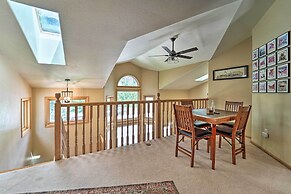 Townhome w/ Mtn Views: 1 Block to Downtown Ouray!