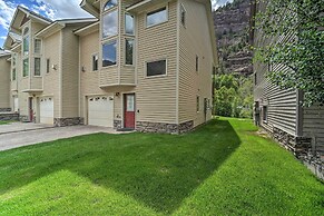 Townhome w/ Mtn Views: 1 Block to Downtown Ouray!