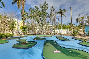 Sunlit Longboat Key Escape w/ Private Resort Beach
