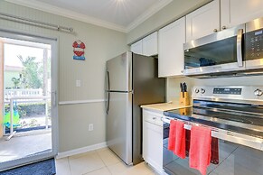 Sunlit Longboat Key Escape w/ Private Resort Beach