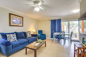 Sunlit Longboat Key Escape w/ Private Resort Beach