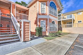 Bright Kissimmee Condo < 6 Mi to Disney World