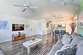 Bright Kissimmee Condo < 6 Mi to Disney World