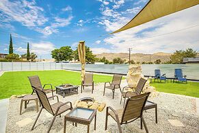 Vacation Home w/ Hot Tub & Pool: Near Joshua Tree!