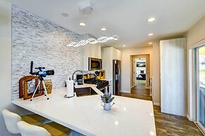 Hot Tub & Pool: Joshua Tree Vacation Home!