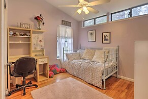 Homey Colfax Getaway w/ Private Hot Tub!