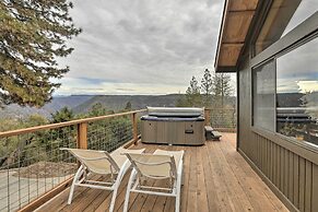 Homey Colfax Getaway w/ Private Hot Tub!