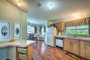 Angler's Getaway: Homosassa Home w/ Boat Dock!