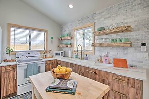 Modern Joshua Tree Bungalow With Fire Pit & Bbq!