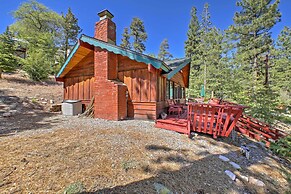 Big Bear Lake Cabin w/ Deck ~ 7 Mi to Ski Slopes!