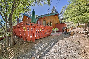 Big Bear Lake Cabin w/ Deck ~ 7 Mi to Ski Slopes!