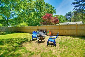 Cape Cod Bungalow w/ Patio < 1 Mi to Beaches!