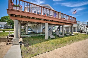 Deck & Beach Access: Waterfront Cape Cod Cottage