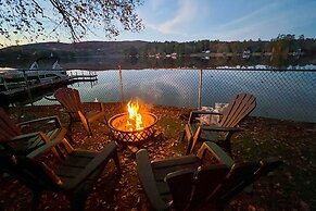 Renovated Lakefront House w/ Dock: Pets Welcome!