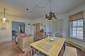 Vineyard Haven House - Easy Access to Beaches