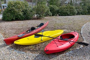 2 Mi to Shore: Home w/ BBQ & Beach Gear in Mashpee