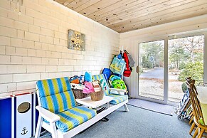 2 Mi to Shore: Home w/ BBQ & Beach Gear in Mashpee