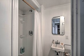 Cozy Stockbridge Cabin - Walk to Beach & Lake!
