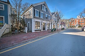 Couples Retreat in Nantucket Walk to Attractions!