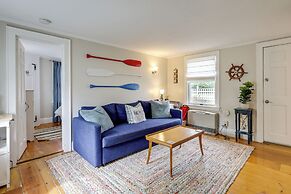 1 Mi to Ferry: 'sea Street Cottage' in Hyannis
