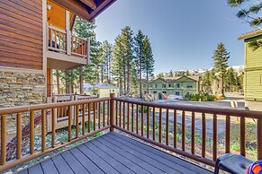 Central Townhome < 1 Mi to The Village at Mammoth!