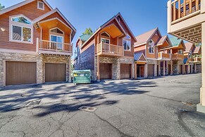 Central Townhome < 1 Mi to The Village at Mammoth!