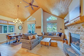 Central Townhome < 1 Mi to The Village at Mammoth!