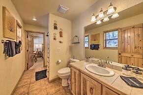 Cozy Ruidoso Cabin Retreat w/ Private Hot Tub