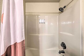 Cozy Ruidoso Cabin Retreat w/ Private Hot Tub