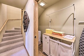 Cozy Ruidoso Cabin Retreat w/ Private Hot Tub