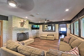 Lake Access & Pool: Spacious Freeport Home!