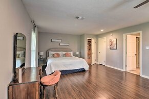 Lake Access & Pool: Spacious Freeport Home!