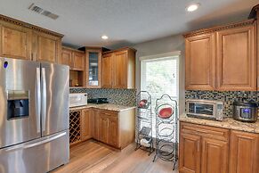 Lake Access & Pool: Spacious Freeport Home!