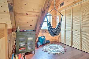 Elevated Cabin Bordering Smoky Mountain Nat'l Park