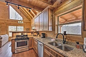 Elevated Cabin Bordering Smoky Mountain Nat'l Park
