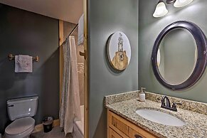 Elevated Cabin Bordering Smoky Mountain Nat'l Park