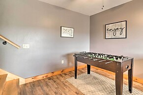 Elevated Cabin Bordering Smoky Mountain Nat'l Park