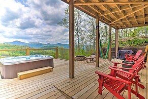 Elevated Cabin Bordering Smoky Mountain Nat'l Park