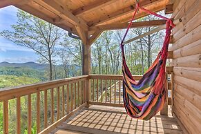 Elevated Cabin Bordering Smoky Mountain Nat'l Park