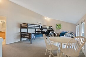 Private Dock: Spacious Lakefront Home in Stover