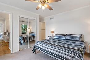 Private Dock: Spacious Lakefront Home in Stover