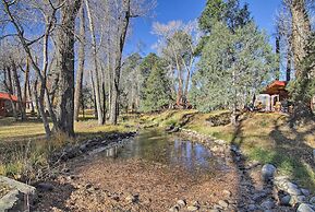 Cozy Colorado Cabin w/ Deck, Grill & River Access!
